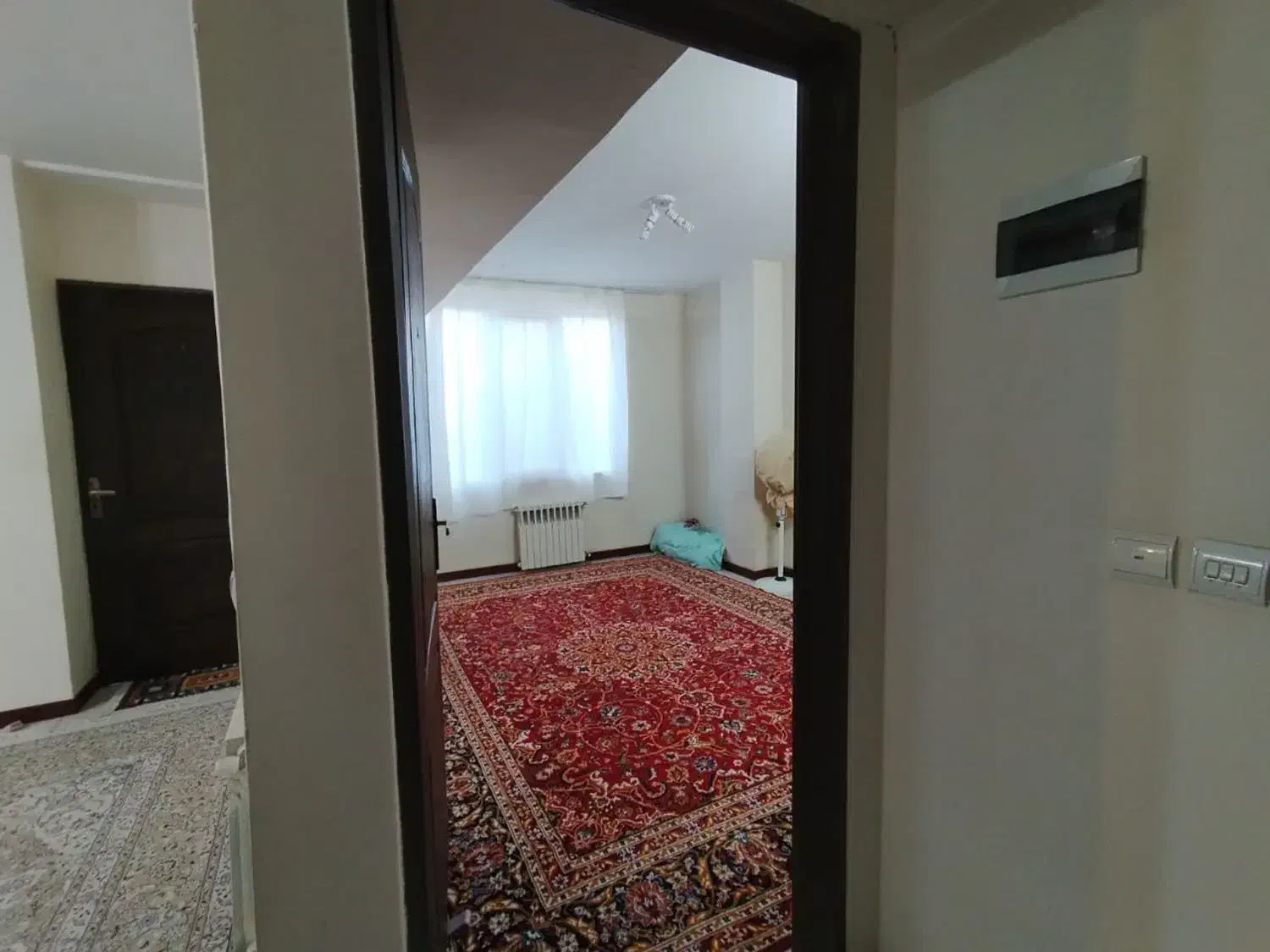 آپارتمان همکف حیاط مجزا مجلسی|فروش آپارتمان|مبارکه, |دیوار