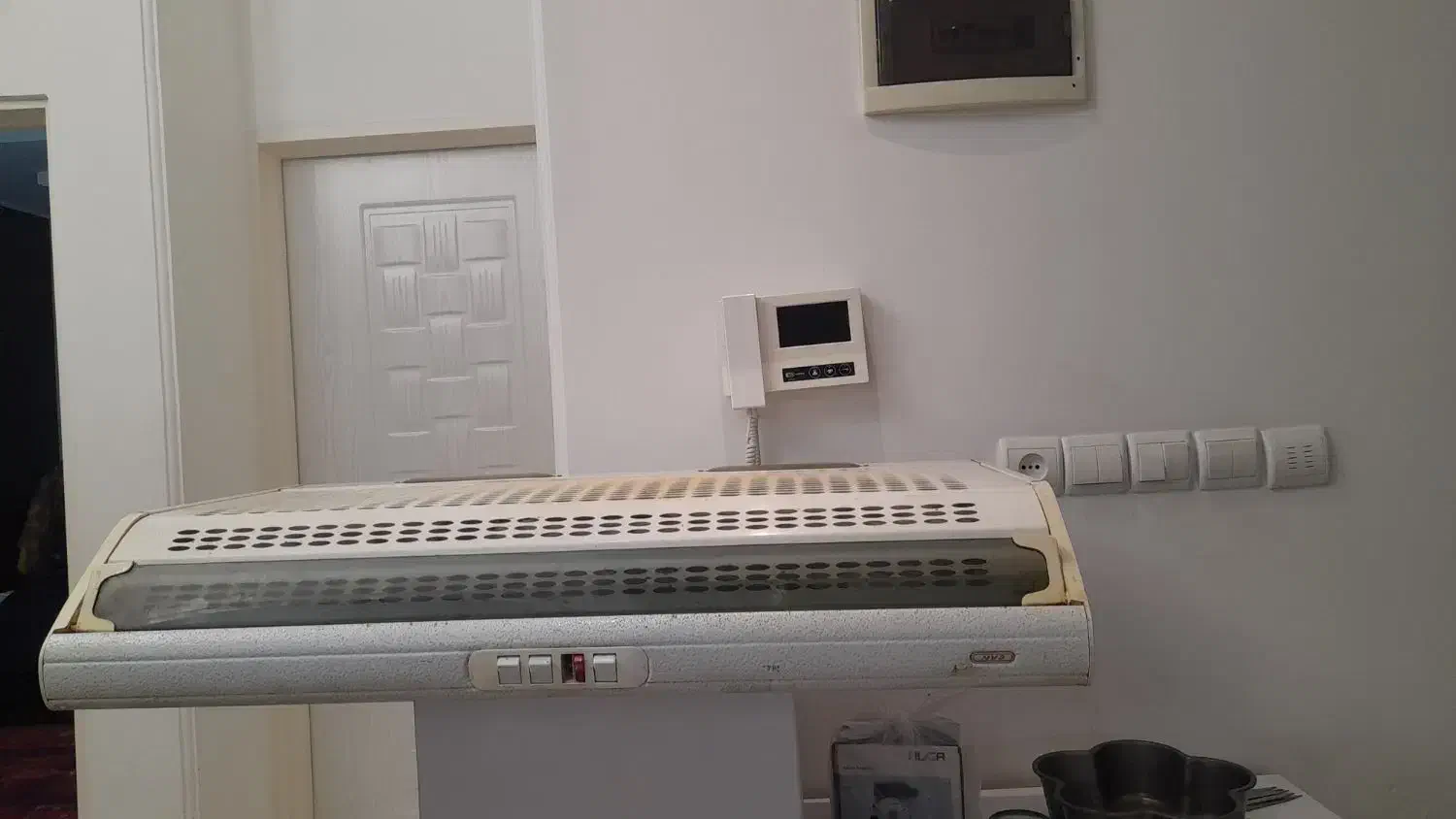 هود|هود|گرگان, |دیوار