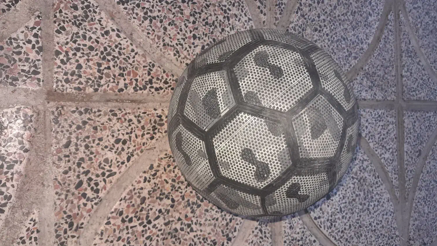 توپ ارتشی چل تیکه|ورزش‌های توپی|نسیم‌شهر, |دیوار