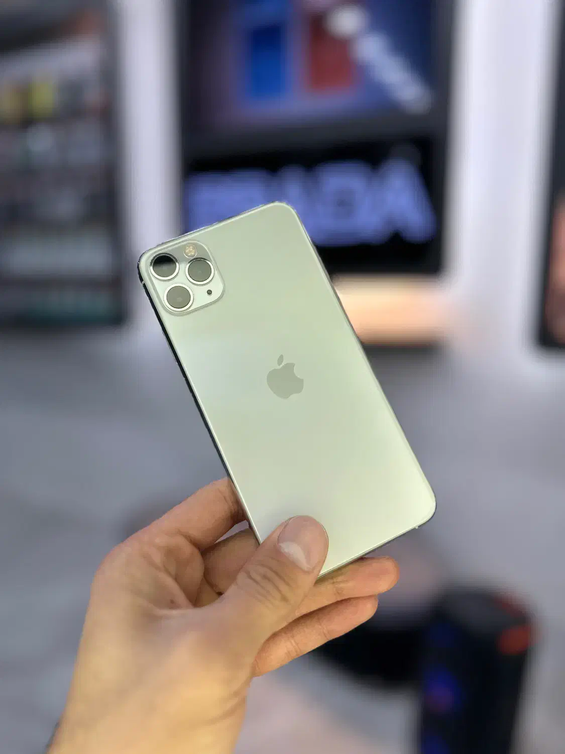 Iphone 11 pro max (سفید)|موبایل|سبزوار, فرهنگیان|دیوار