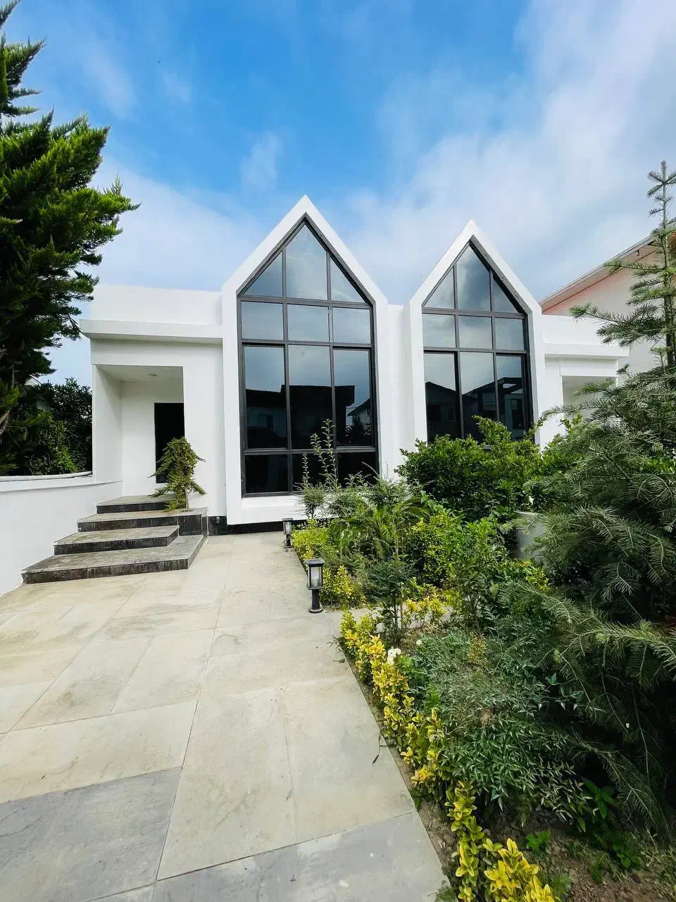 ویلامدرن۱۸۵زمین/۹۰بنا/۲خوابه/مجتمع۳۰واحدی باسند|فروش خانه و ویلا|رویان, |دیوار