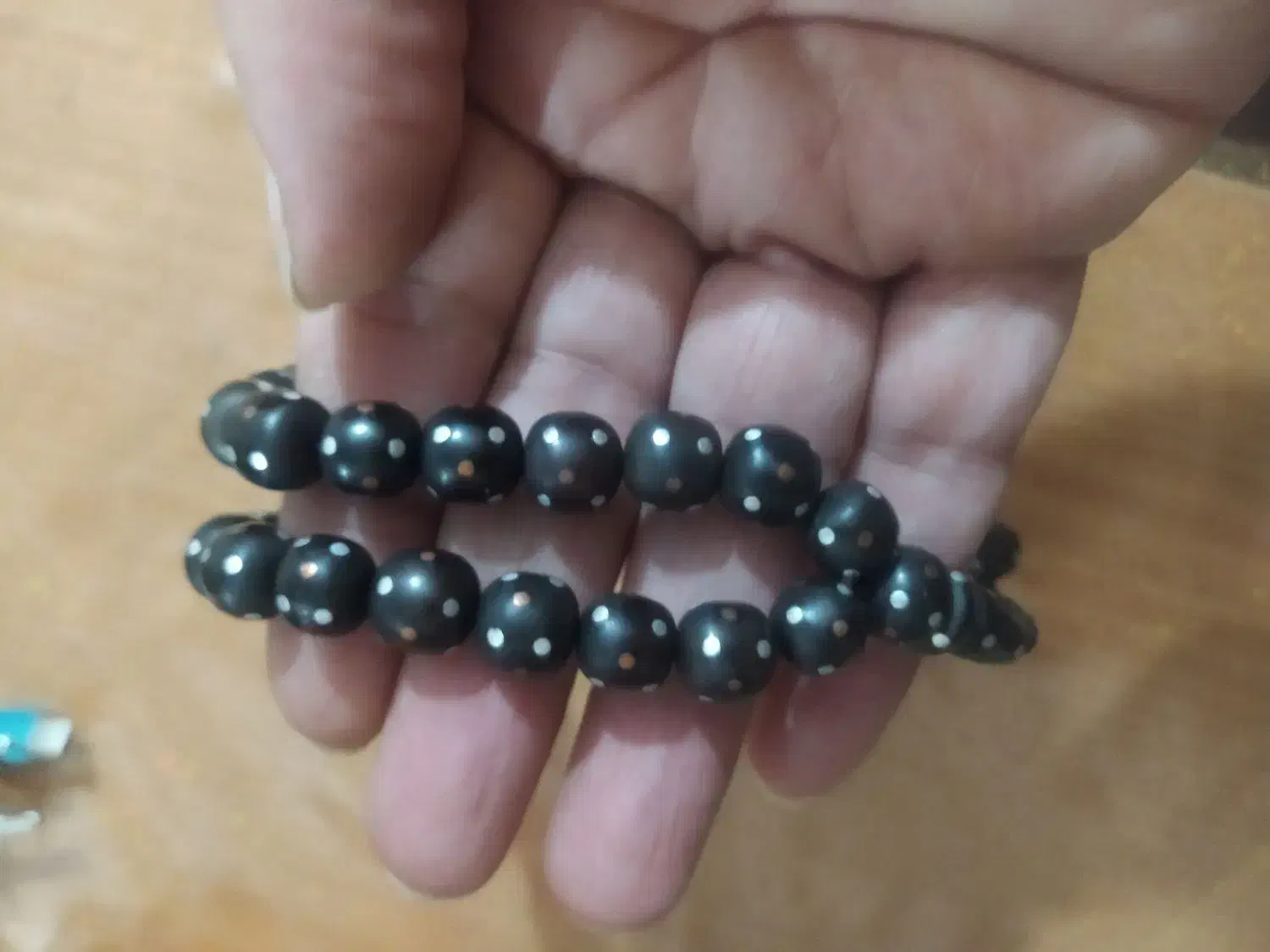 تسبیح|کلکسیون اشیاء عتیقه|سراب, |دیوار