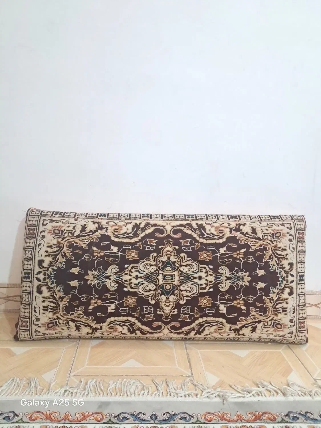 پشتی|پشتی|مشهد, شهرک بهارستان|دیوار