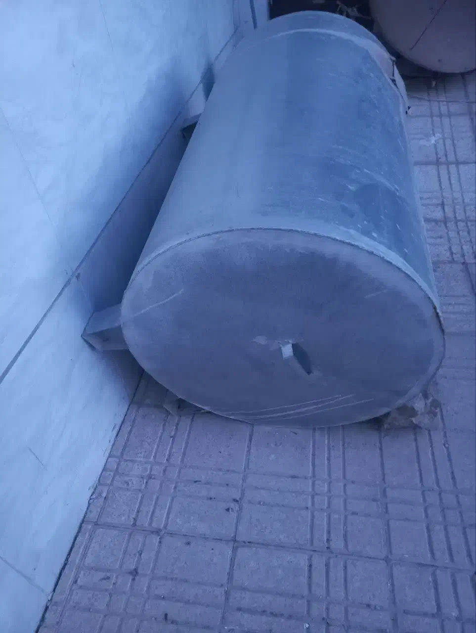 تانکر آب|مصالح و تجهیزات ساختمان|شاهین‌شهر, گرگاب|دیوار