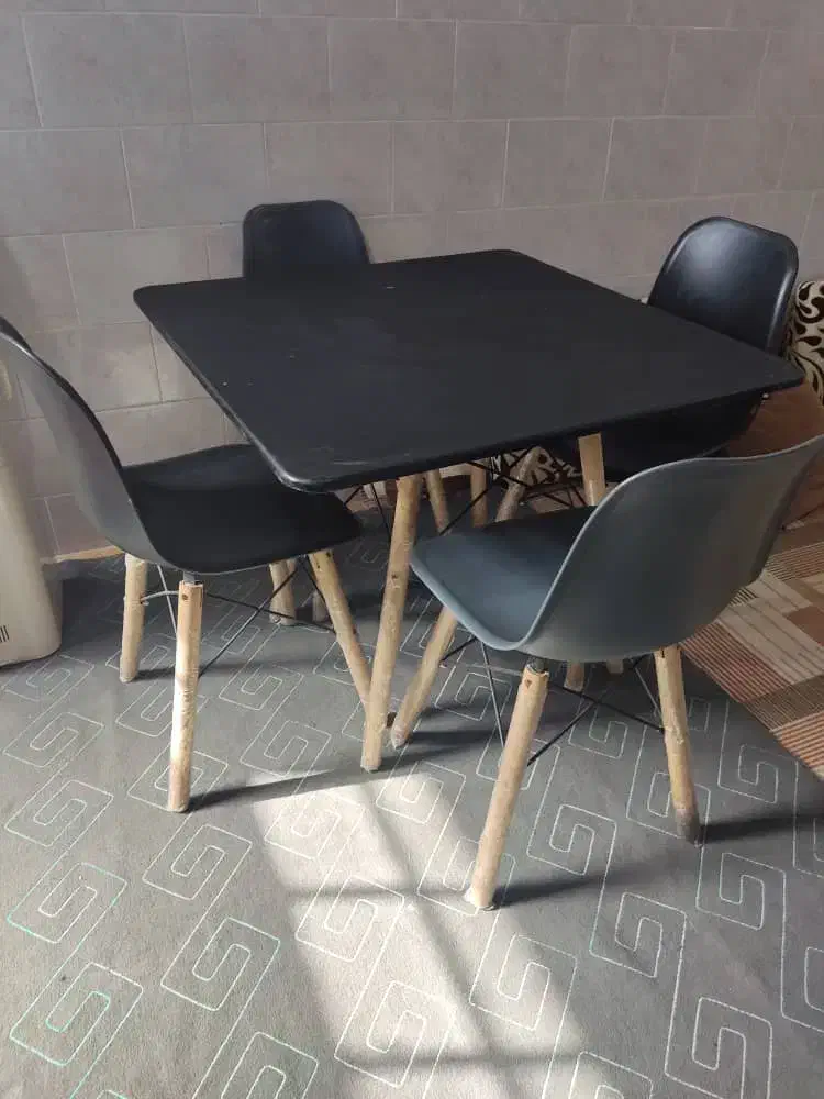 میز نهار خوری ۴نفره|میز و صندلی غذاخوری|بوشهر, |دیوار