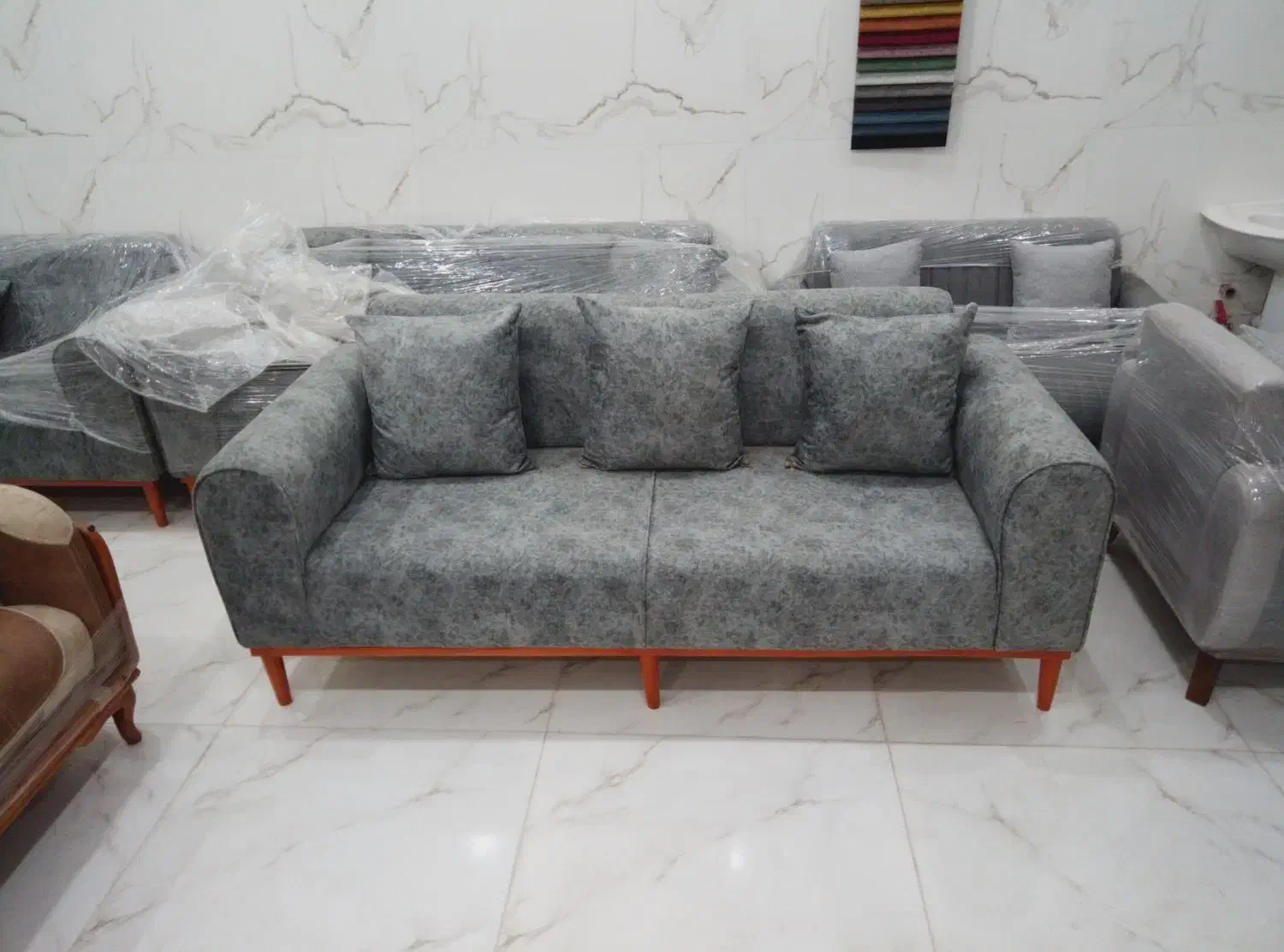 مبل متری ( 7 متر )|مبلمان خانگی و میز عسلی|لار, |دیوار