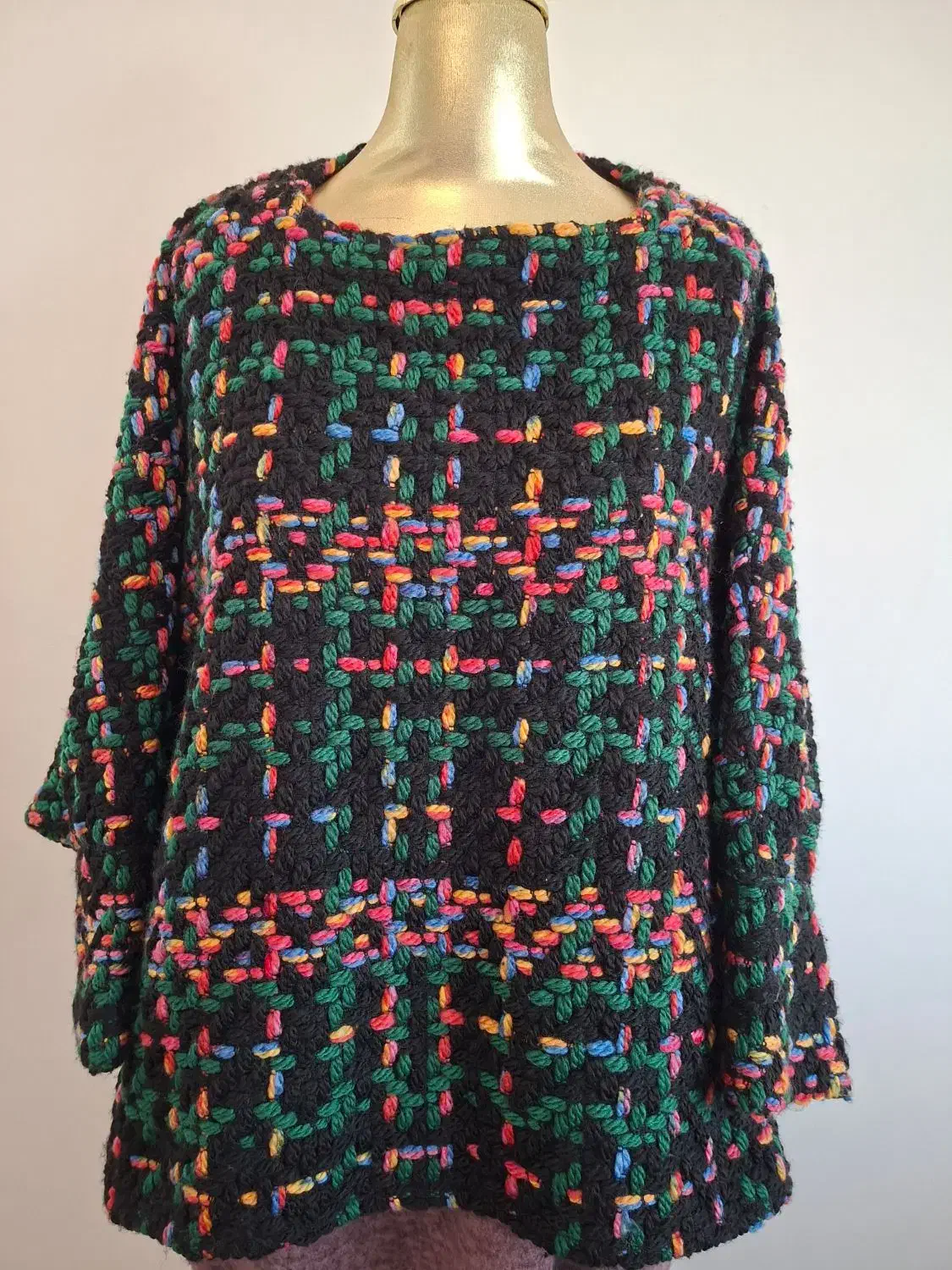 سارافون و رویه گرم|لباس|ساری, |دیوار