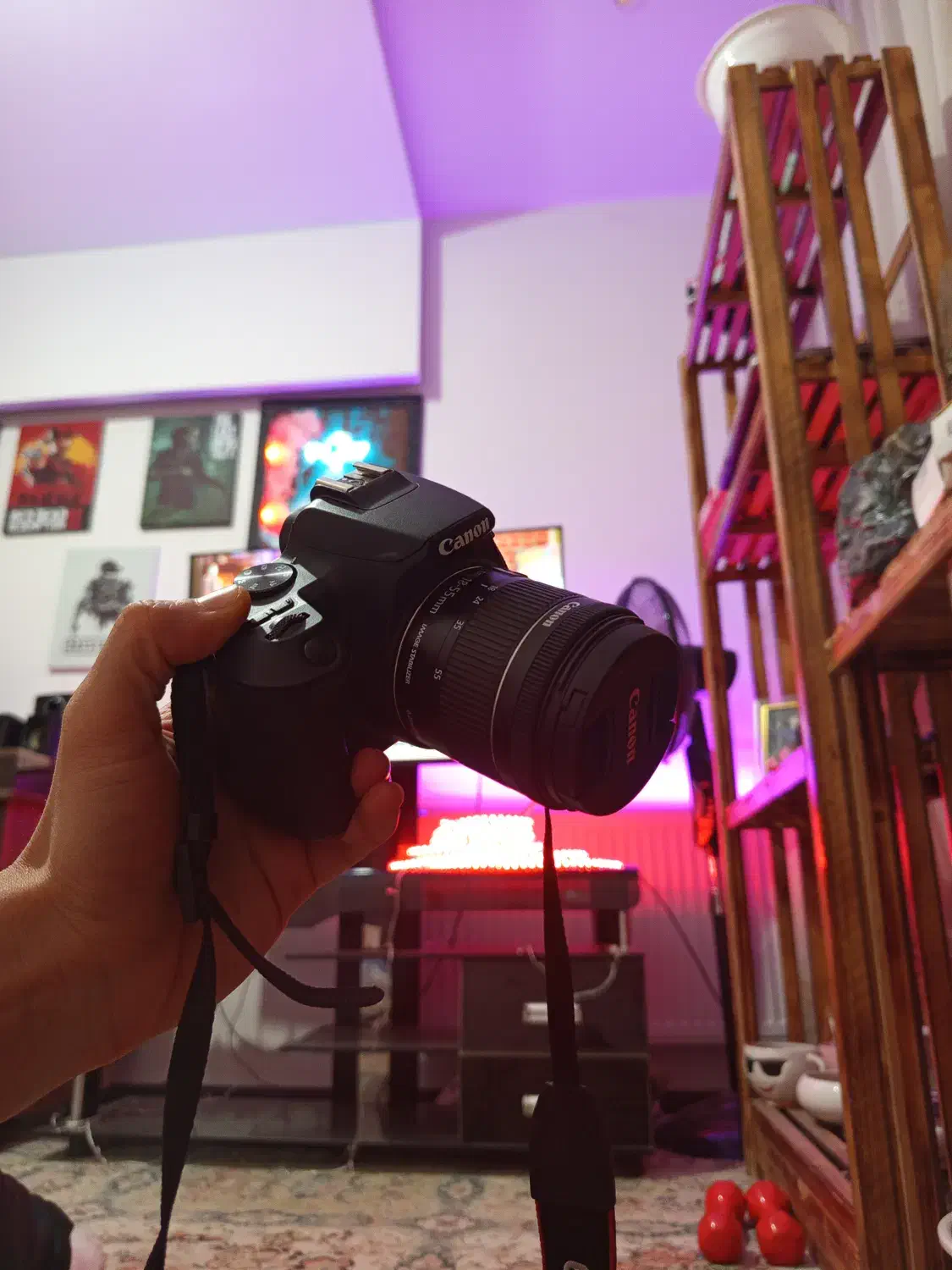 دوربین کنون ۲۵۰ دی... Canon 250d|دوربین عکاسی و فیلم‌برداری|مشهد, آزادشهر|دیوار