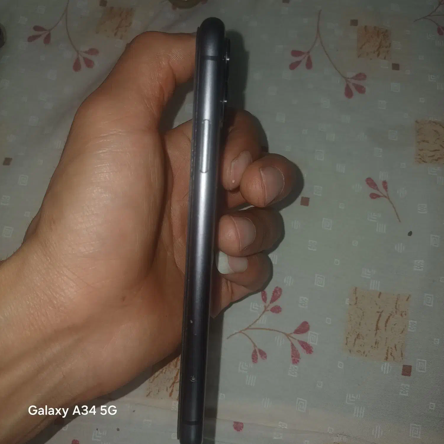 آیفون 11نرمال بدون تعمیر|موبایل|اصفهان, حصه شمالی|دیوار