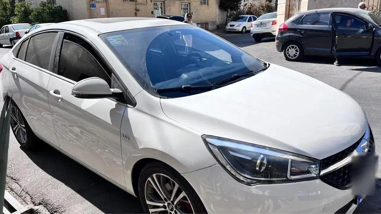 فروش آریزو۵ مدل۹۹|خودرو سواری و وانت|شیراز, ارم|دیوار