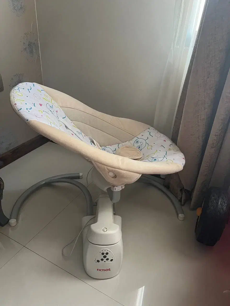 نی نی لای لای برقی|تخت و صندلی بچه|سبزوار, توحیدشهر|دیوار