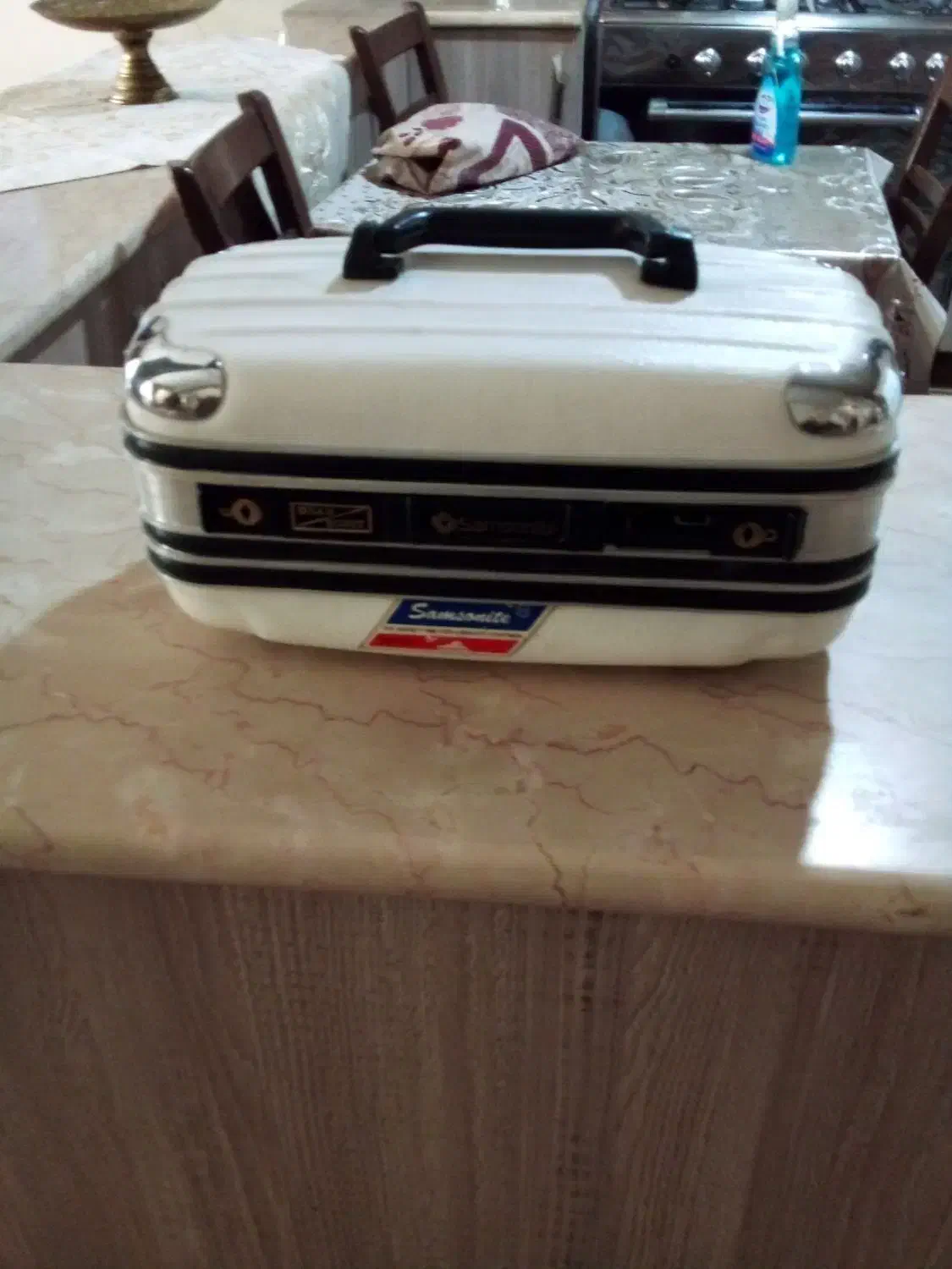 کیف جعبه آرایش|آرایشی، بهداشتی، درمانی|قم, منبع آب|دیوار