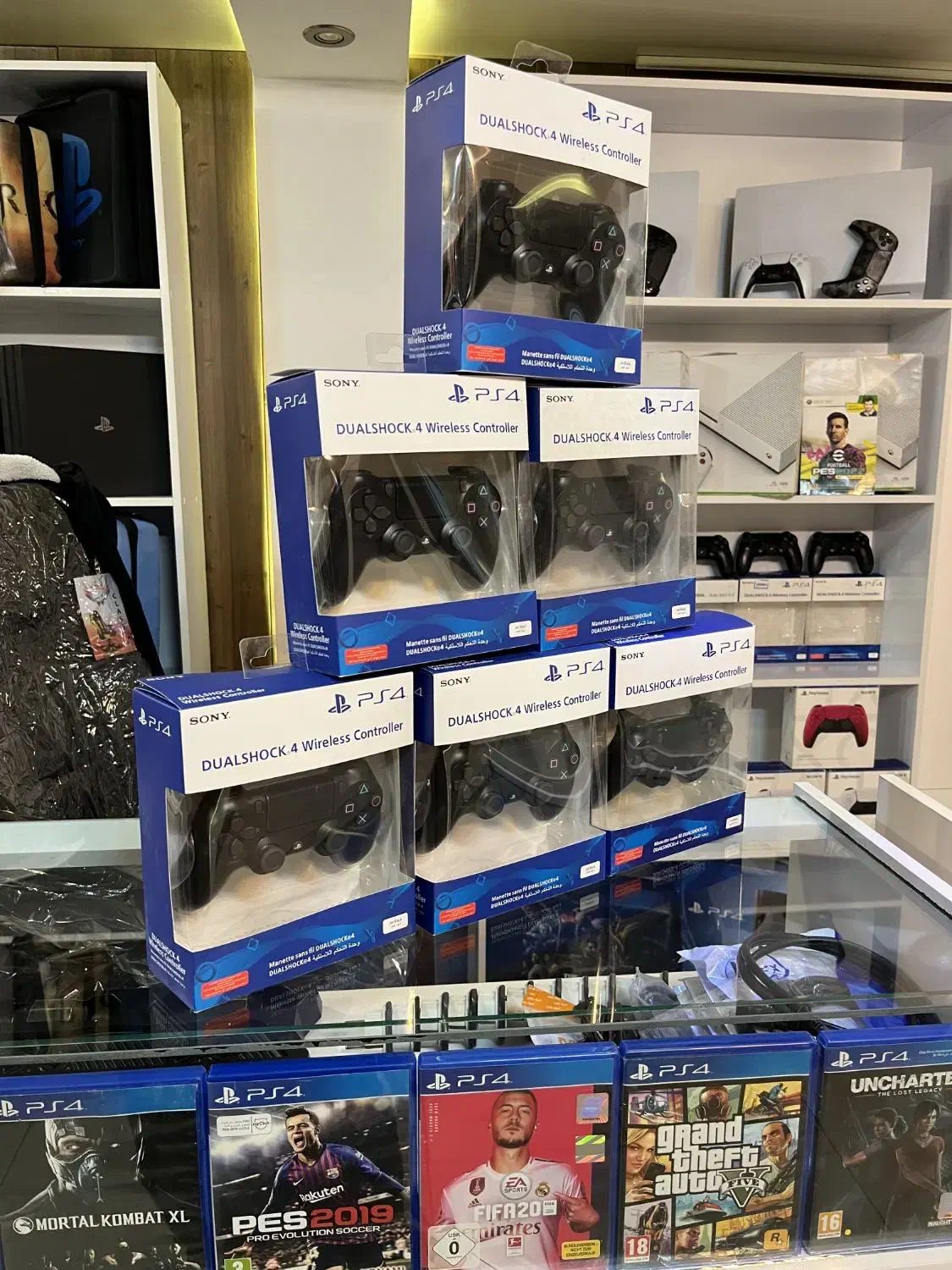 کارتن ps4 xbox ps5/دسته بازی کیف کنسول شارژر و.و.و|کنسول، بازی ویدئویی و آنلاین|اصفهان, رکن الدوله غربی|دیوار