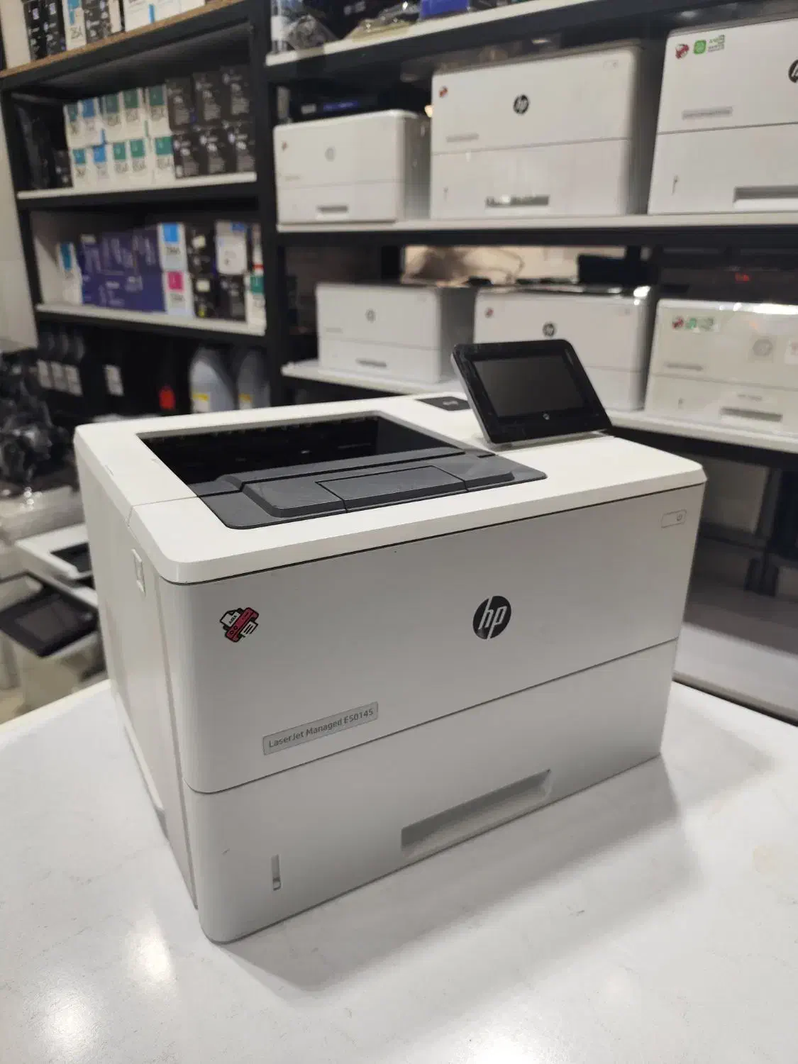 پرینتر لیزری HP 50145، در حد نو و گارانتی‌دار|پرینتر، اسکنر، کپی، فکس|مشهد, جاهد شهر|دیوار