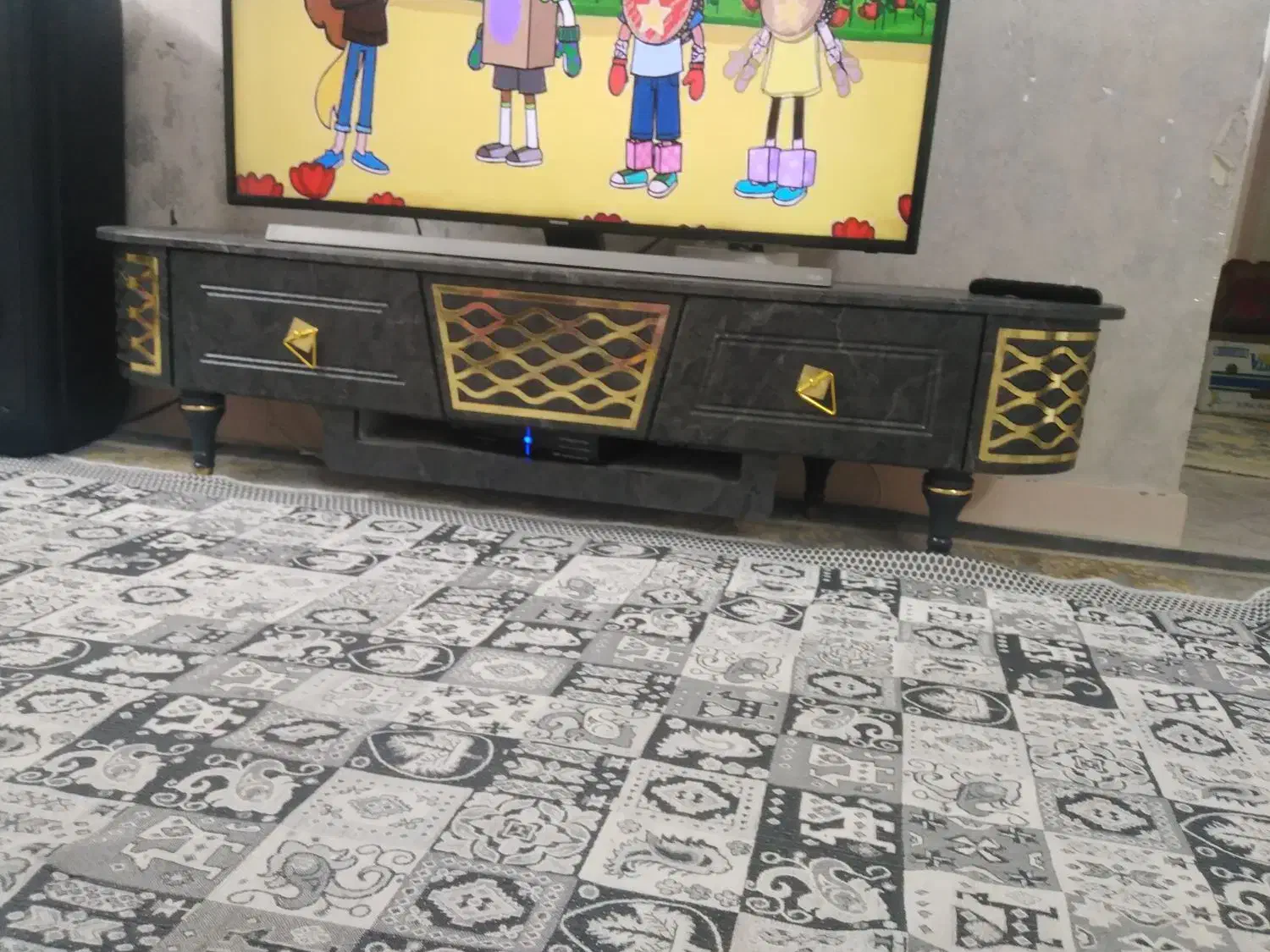 میز تلویزیون نو|میز تلویزیون|تهران, آهنگران (سراسیاب دولاب)|دیوار