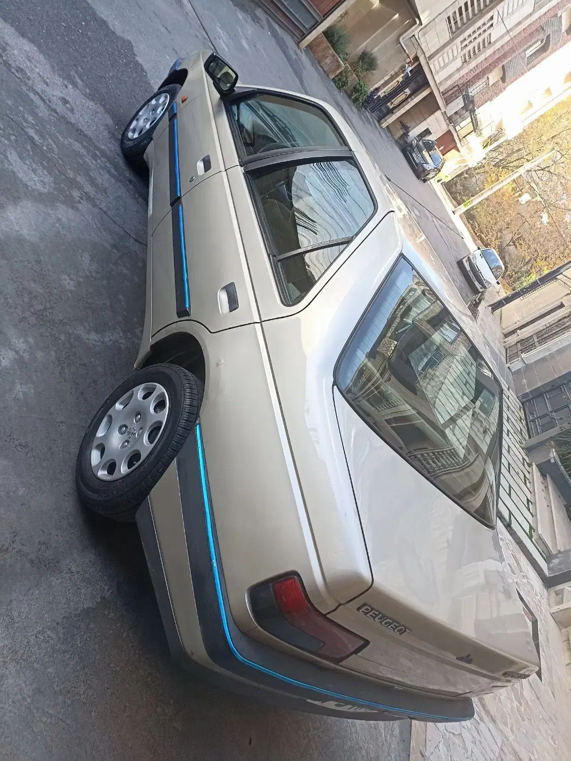 پژو ۴۰۵ مدل ۸۵ تمیز مرتب فنی ضمانت|خودرو سواری و وانت|گرگان, |دیوار