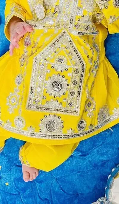 خیاط هستم دوخت  لباس های بلوچی|لباس|گالیکش, |دیوار