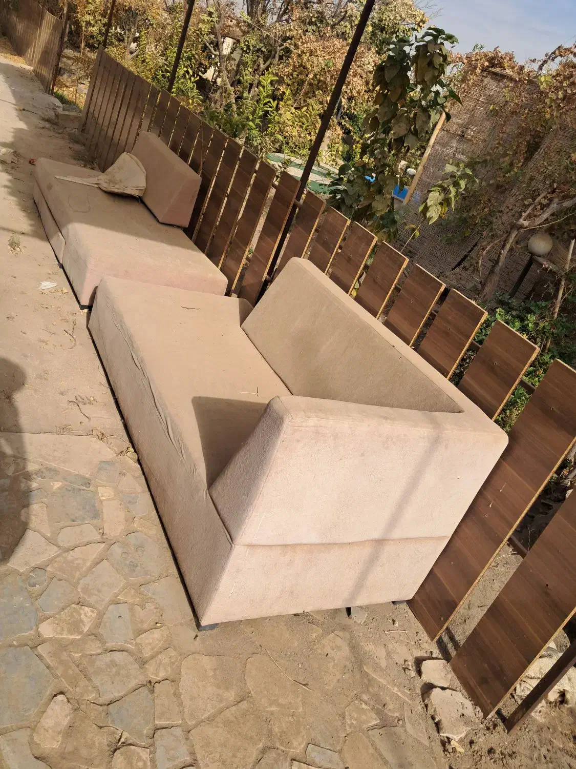 یک دست مبل و یک کاناپه تخت خواب شو|مبلمان خانگی و میز عسلی|کاشان, فاز ۲ ناجی آباد|دیوار