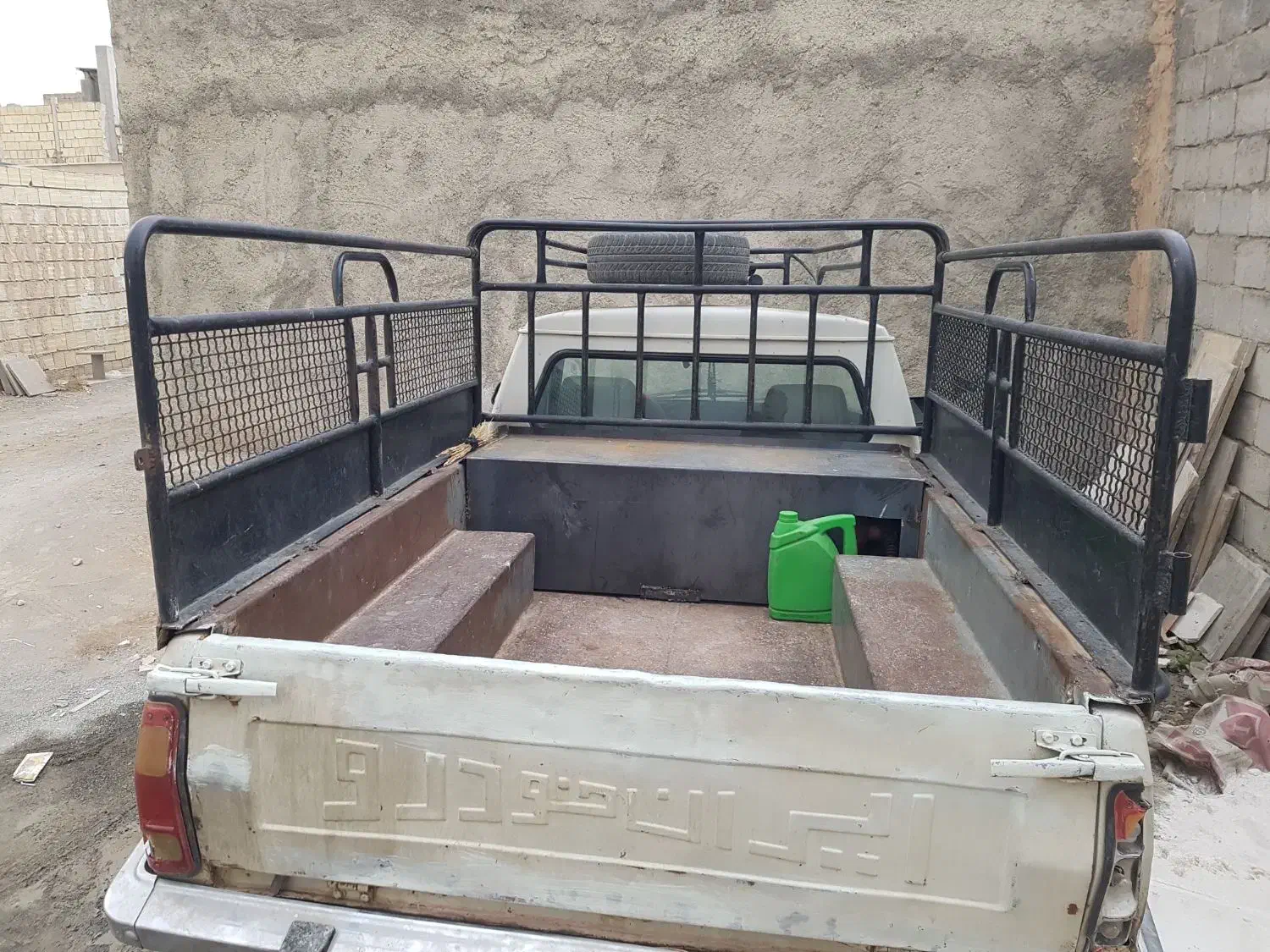 وانت پیکان ۸۴ تمیز|خودرو سواری و وانت|نجفآباد, شهرک صنعتی نجف آباد|دیوار