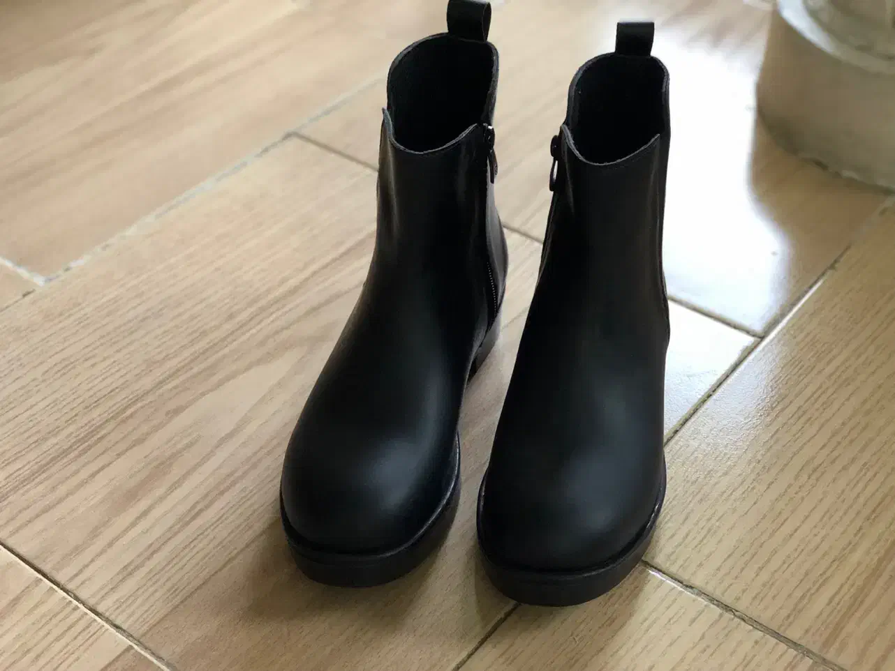 بوت زنانه سایز ۴۰|کیف، کفش، کمربند|رشت, نظری|دیوار