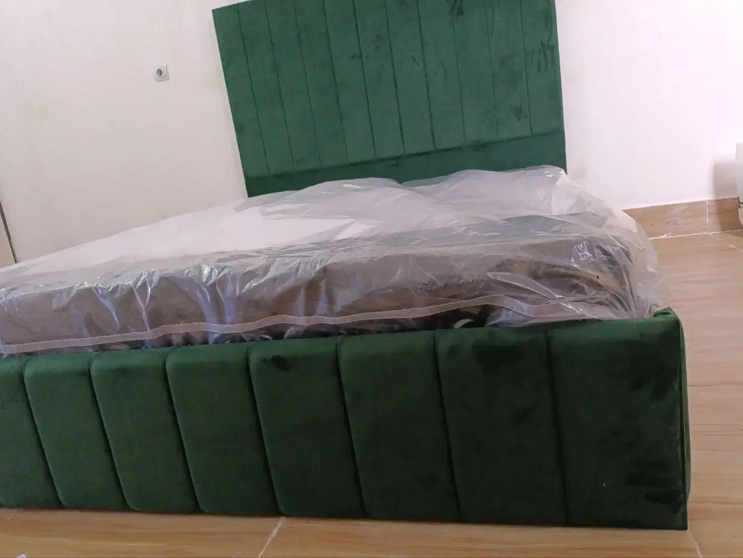 تخت خواب|تخت و سرویس خواب|اهواز, منبع اب|دیوار