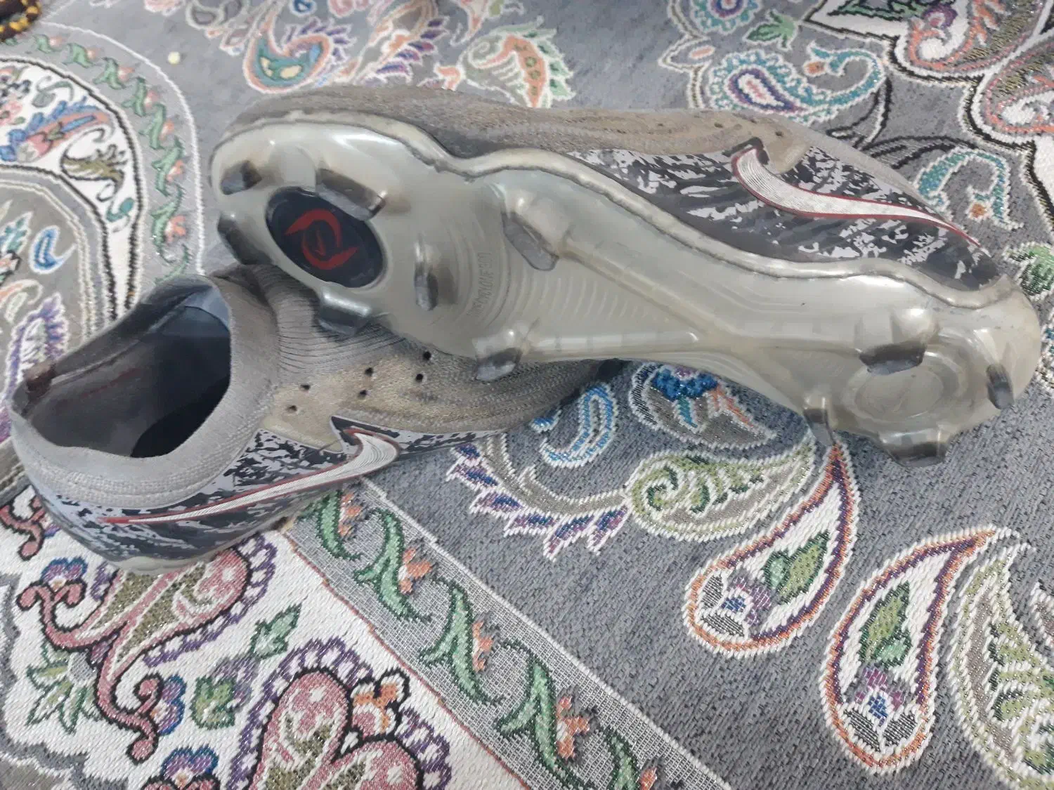 استوک. چمنی|کیف، کفش، کمربند|قم, ولیعصر|دیوار