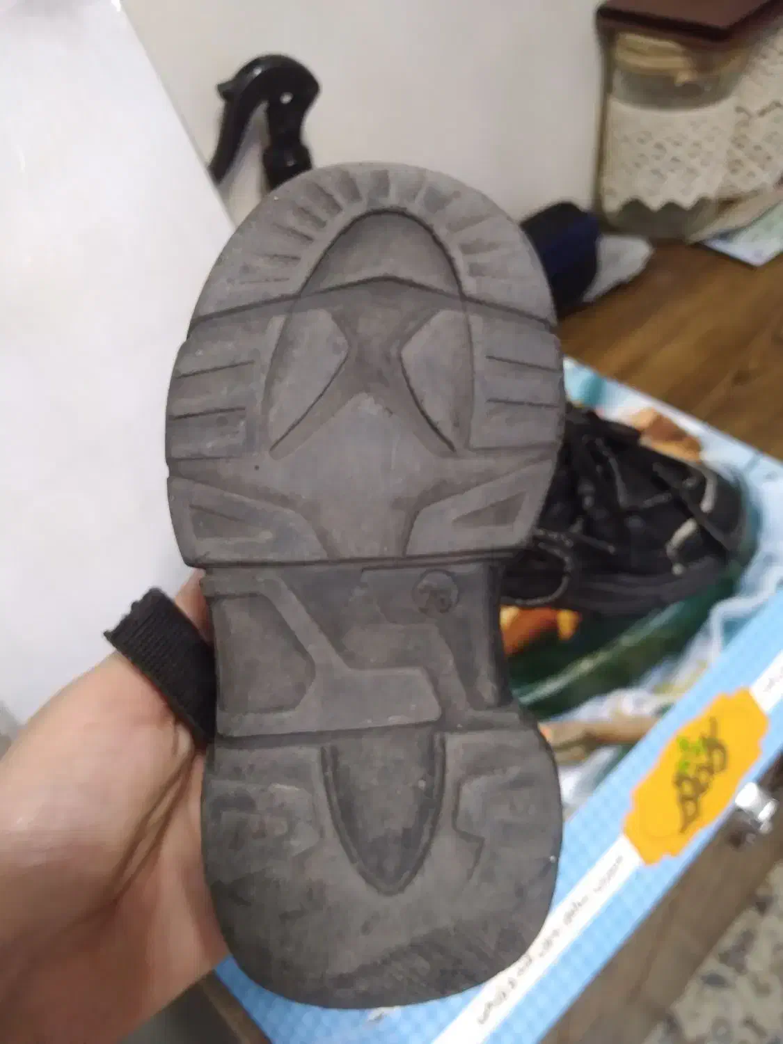 کتونی اسپرت خارجی سایز ۲۴|کفش و لباس بچه|تهران, زرکش|دیوار