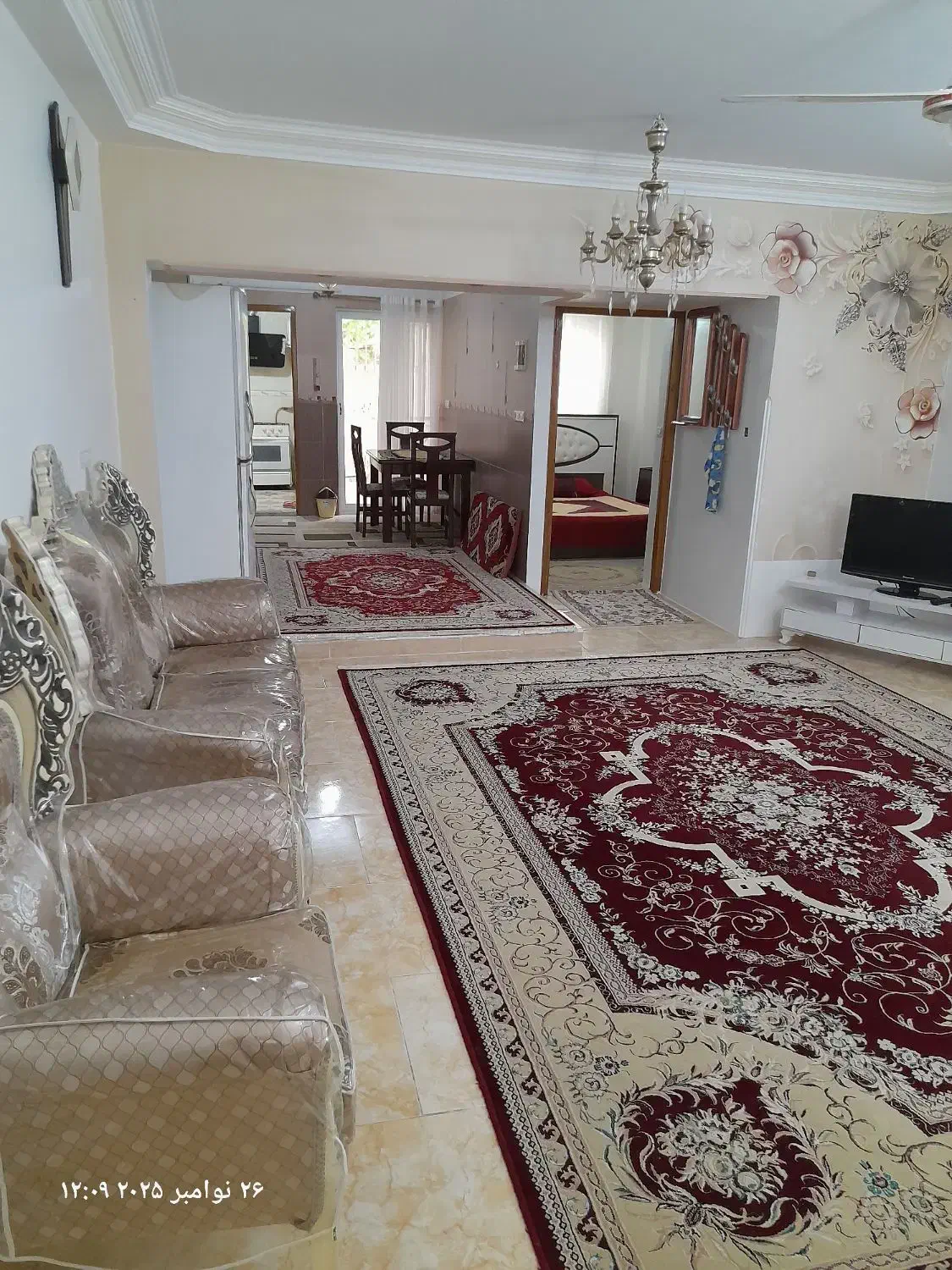 خونه دربست بدون پارکینگ می باشد|اجارهٔ کوتاه‌مدت ویلا و باغ|هادی شهر, |دیوار