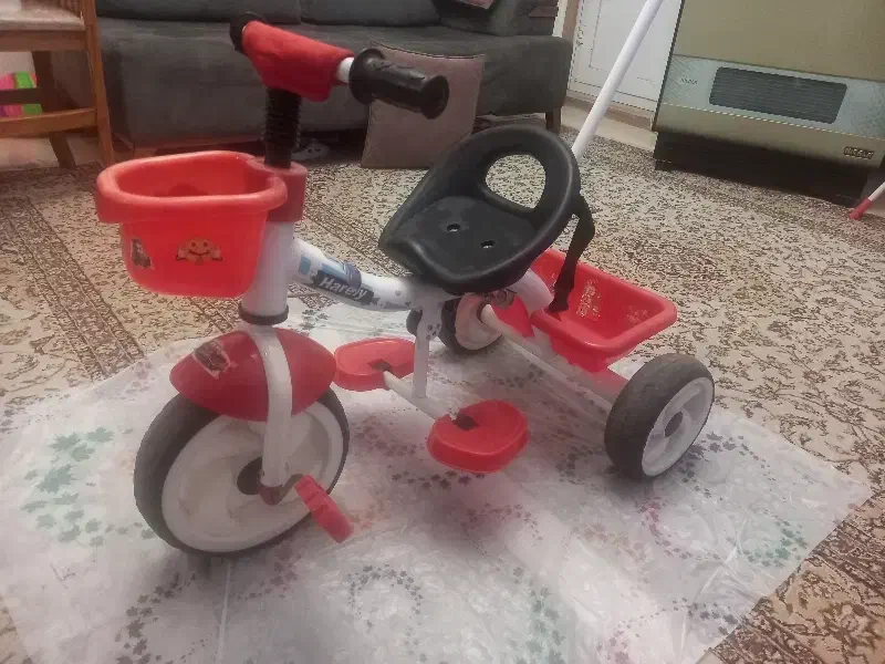 سه چرخه کودک|دوچرخه، اسکیت، اسکوتر|بندر انزلی, استادیوم|دیوار