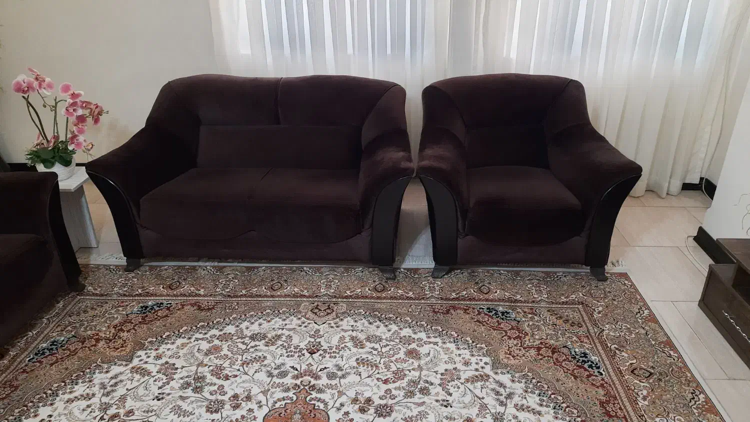 فروش مبل ۷ نفره رویه مخمل چوب نراد|مبلمان خانگی و میز عسلی|بابلسر, |دیوار