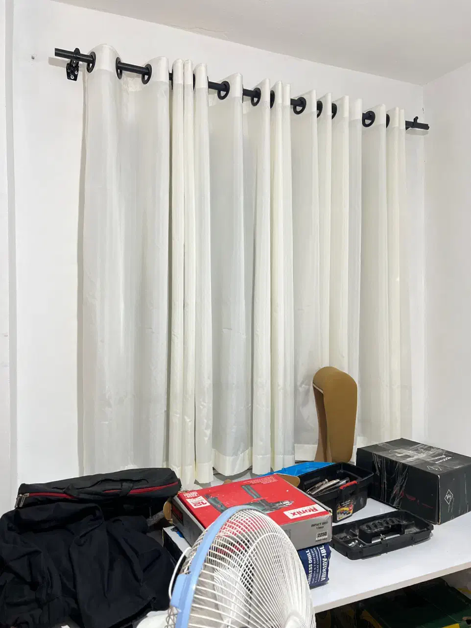 پرده اماده|پرده، رانر، رومیزی|بندر انزلی, زنبق|دیوار