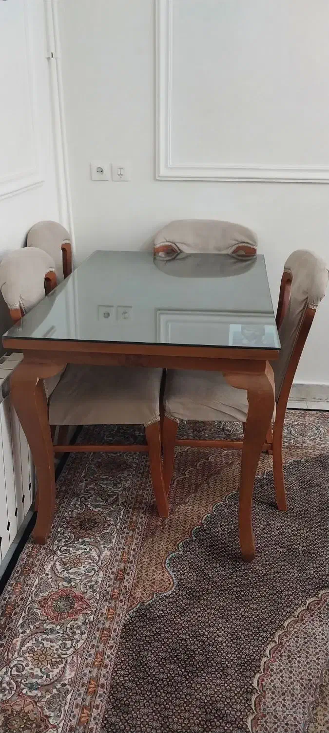 میز غذا خوری ۴ نفره|میز و صندلی غذاخوری|تهران, شهمیرزادی|دیوار