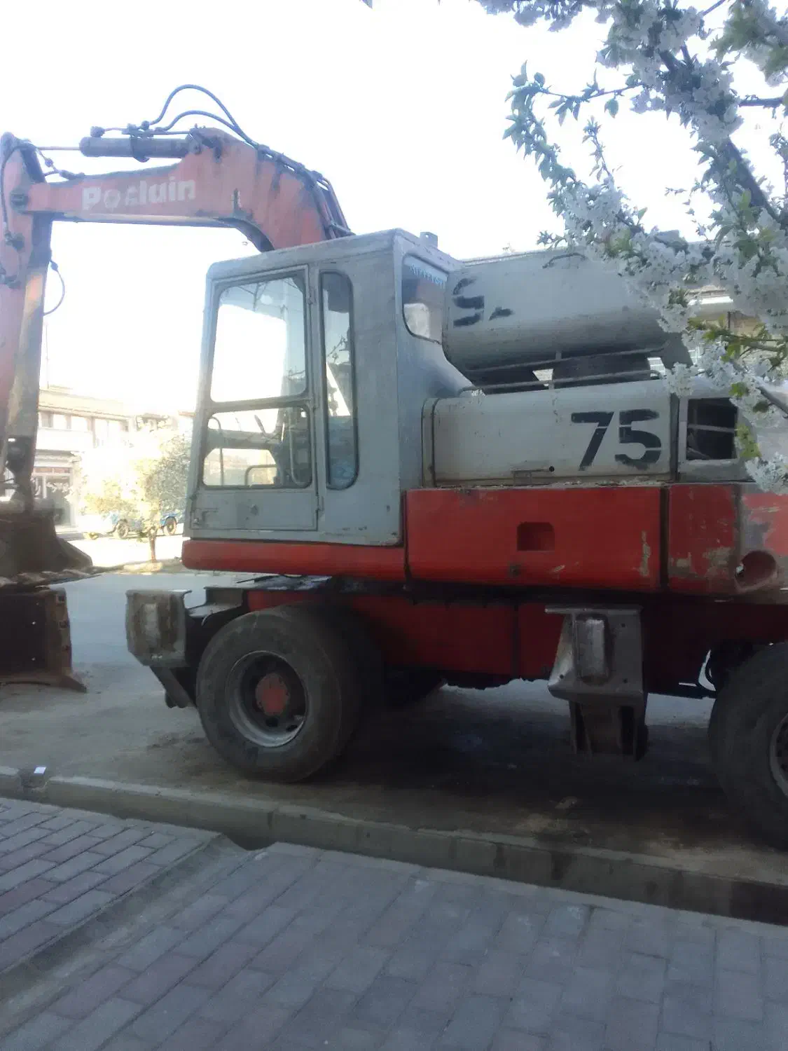 بیل پوکلن پوکلین ۷۵|خودرو سنگین|سلماس, |دیوار