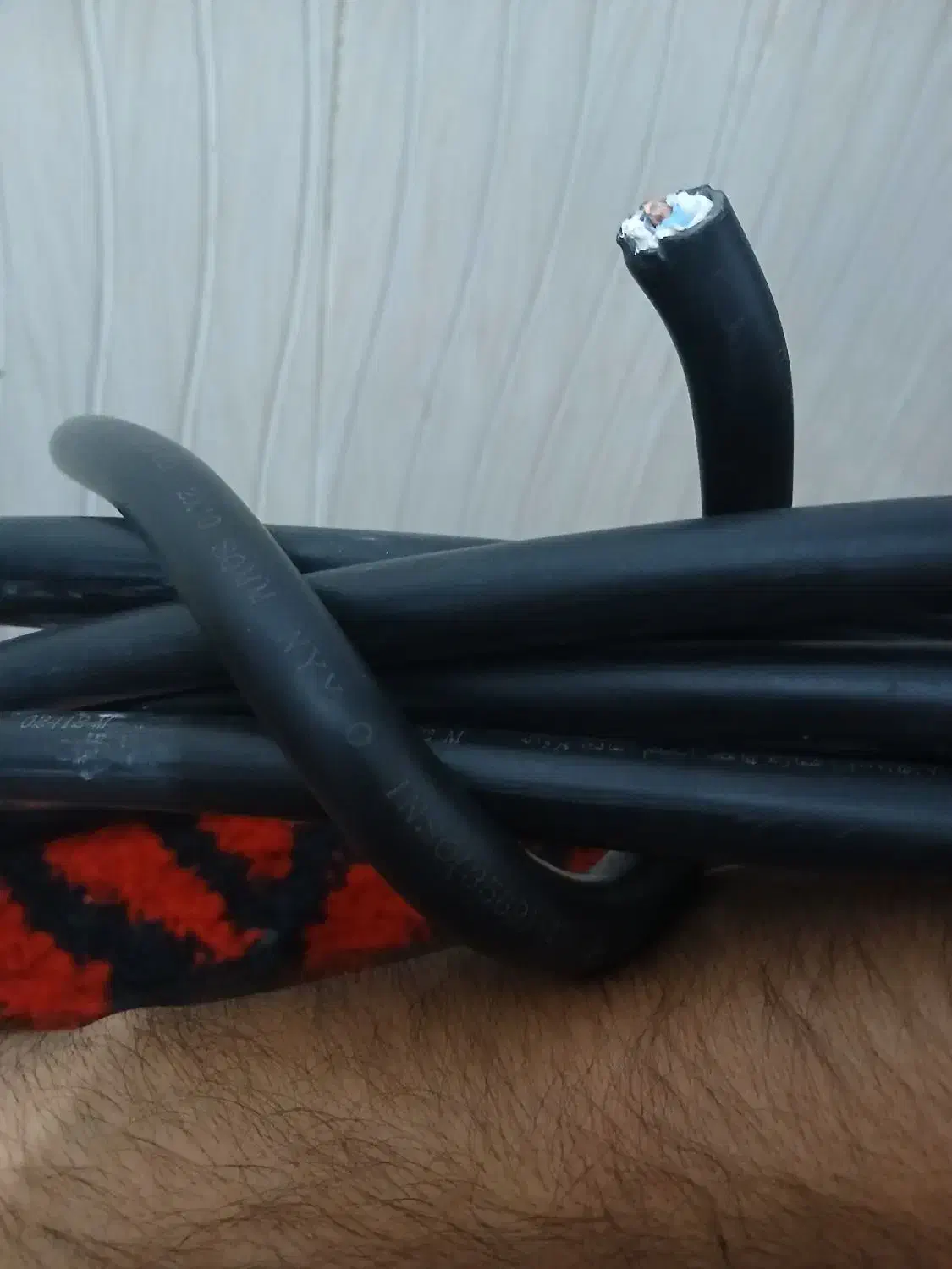 کابل البرز|لامپ و چراغ|خرمشهر, |دیوار