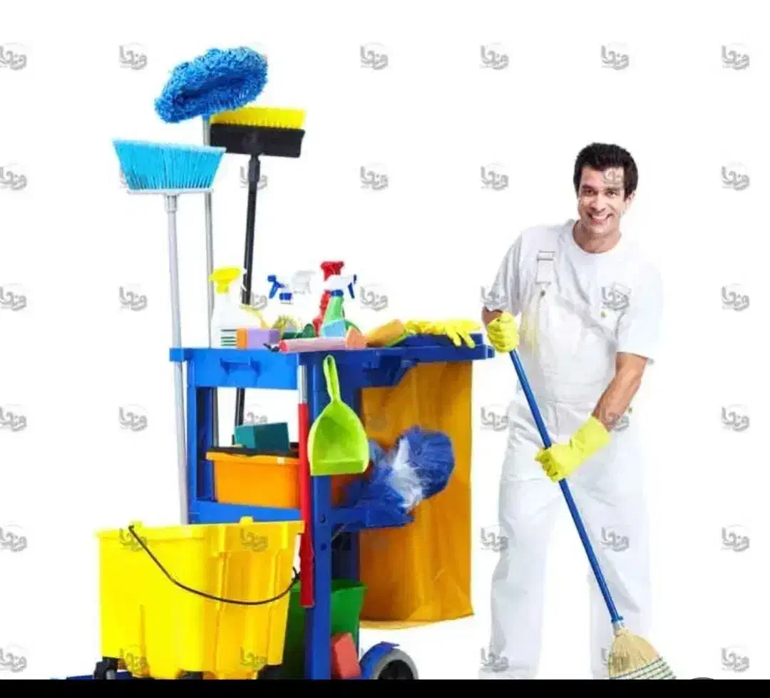 خانم برای نظافت منزل حدود یک ساعت کارفرما آقا هست|خدمات نظافت|کرمانشاه, |دیوار