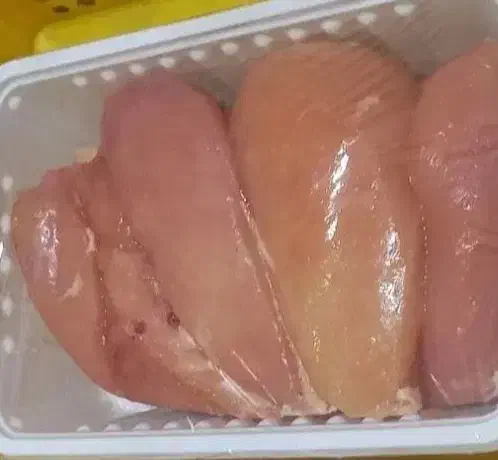 دوکیلو گوشت مرغ|خوردنی و آشامیدنی|آبدان, |دیوار