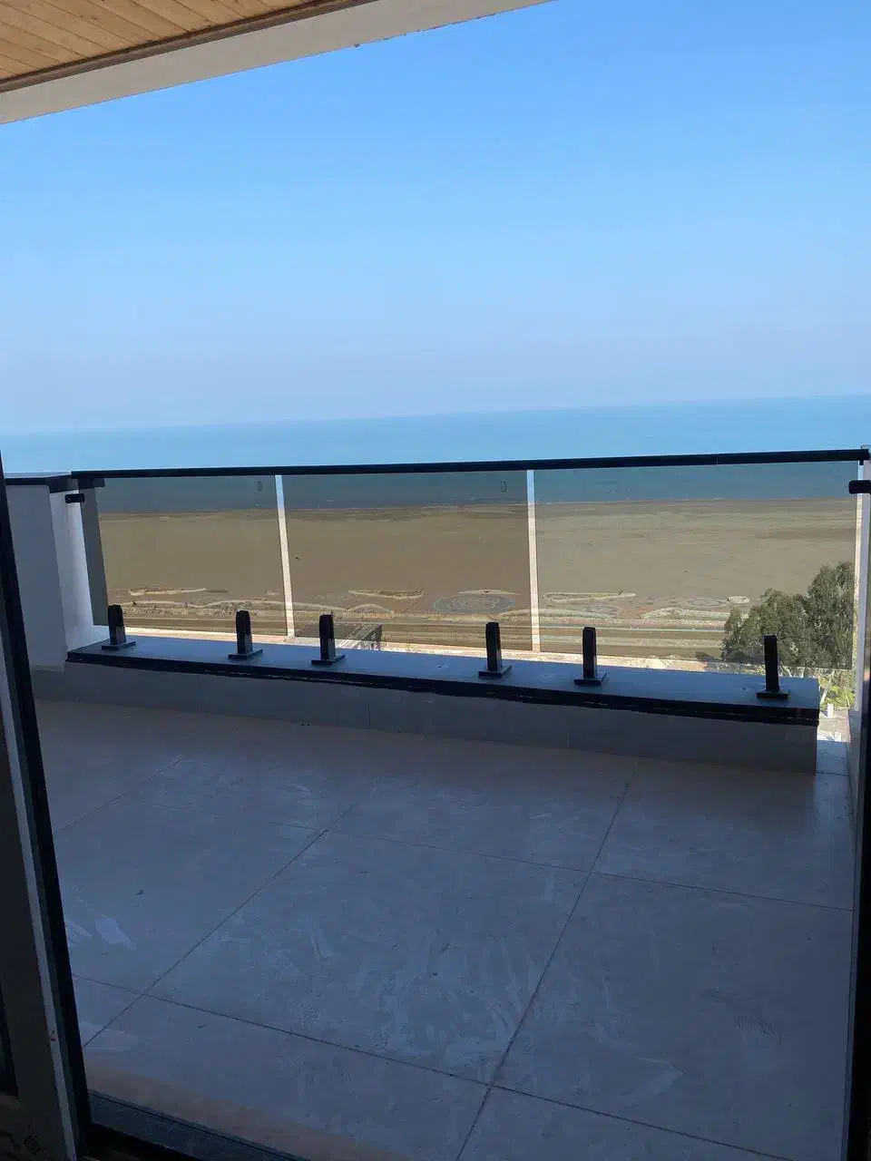 واحد ۱۵۰ متری بی نظیر با ویو دریا ۱۸۰ درجه|فروش آپارتمان|فریدونکنار, |دیوار