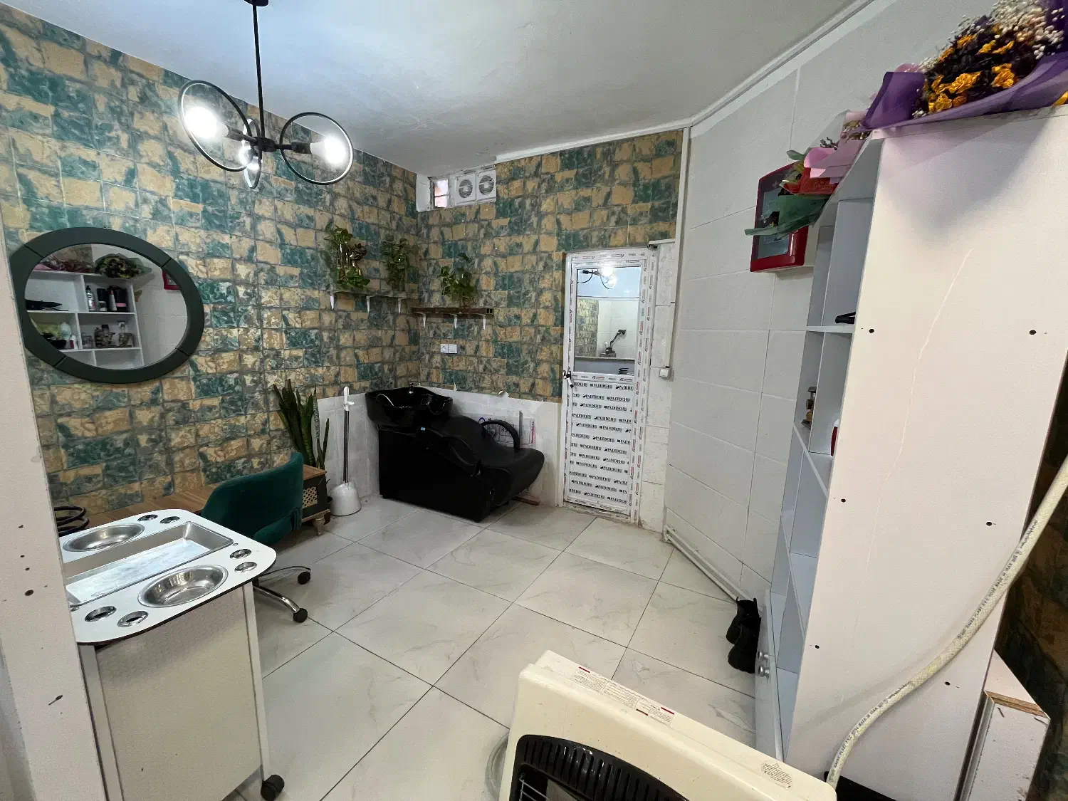 فروش سالن همراه وسایل|آرایشگاه و سالن‌های زیبایی|یاسوج, |دیوار