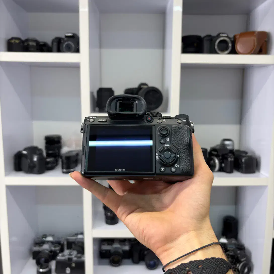 Sony a7 III|دوربین عکاسی و فیلم‌برداری|تهران, فردوسی|دیوار