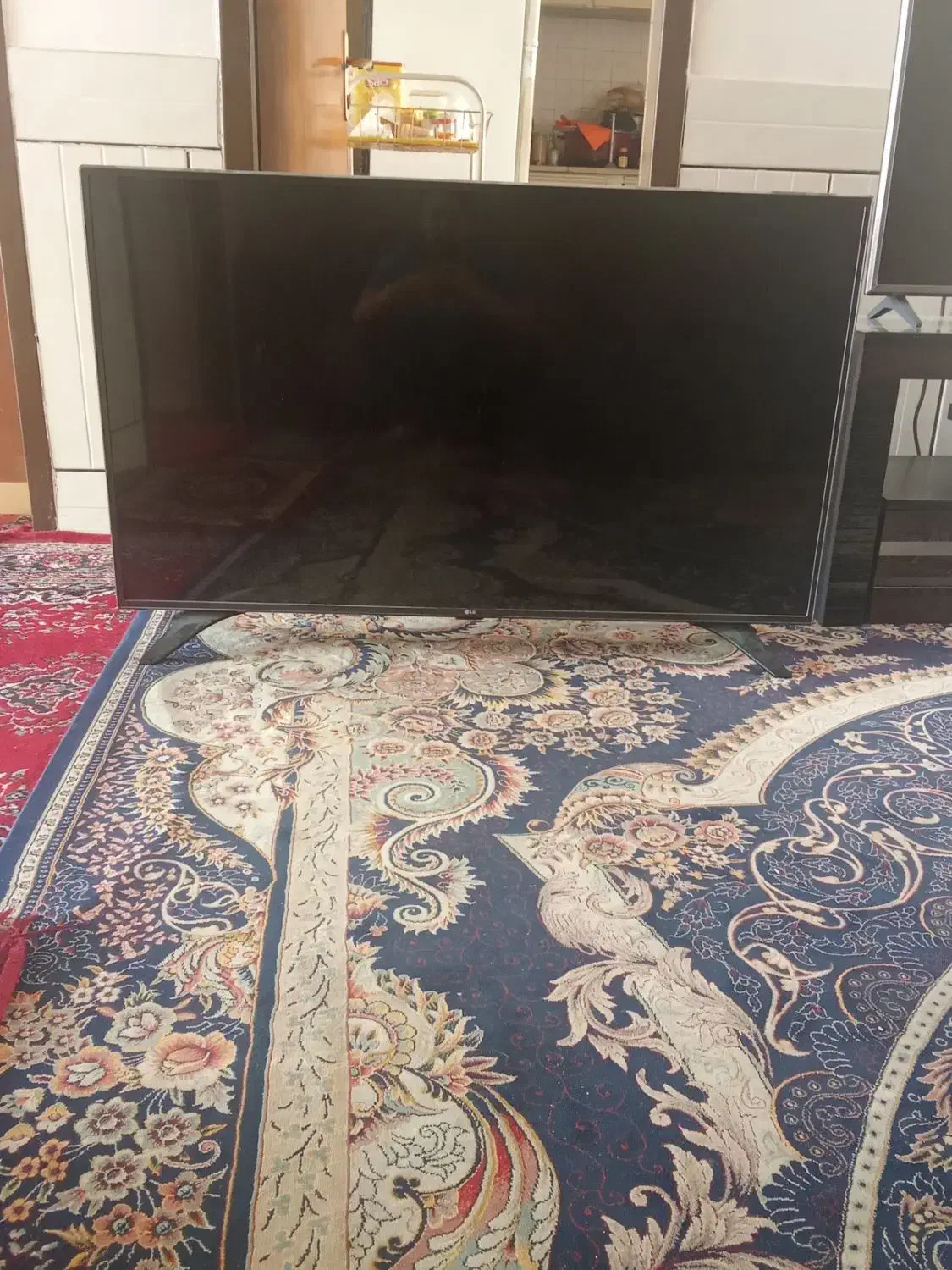 ال ای دی ۵۰ صفحه شکسته نصفش|تلویزیون و پروژکتور|داراب, |دیوار