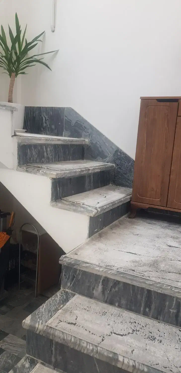 روپله ای|پادری|بروجرد, |دیوار