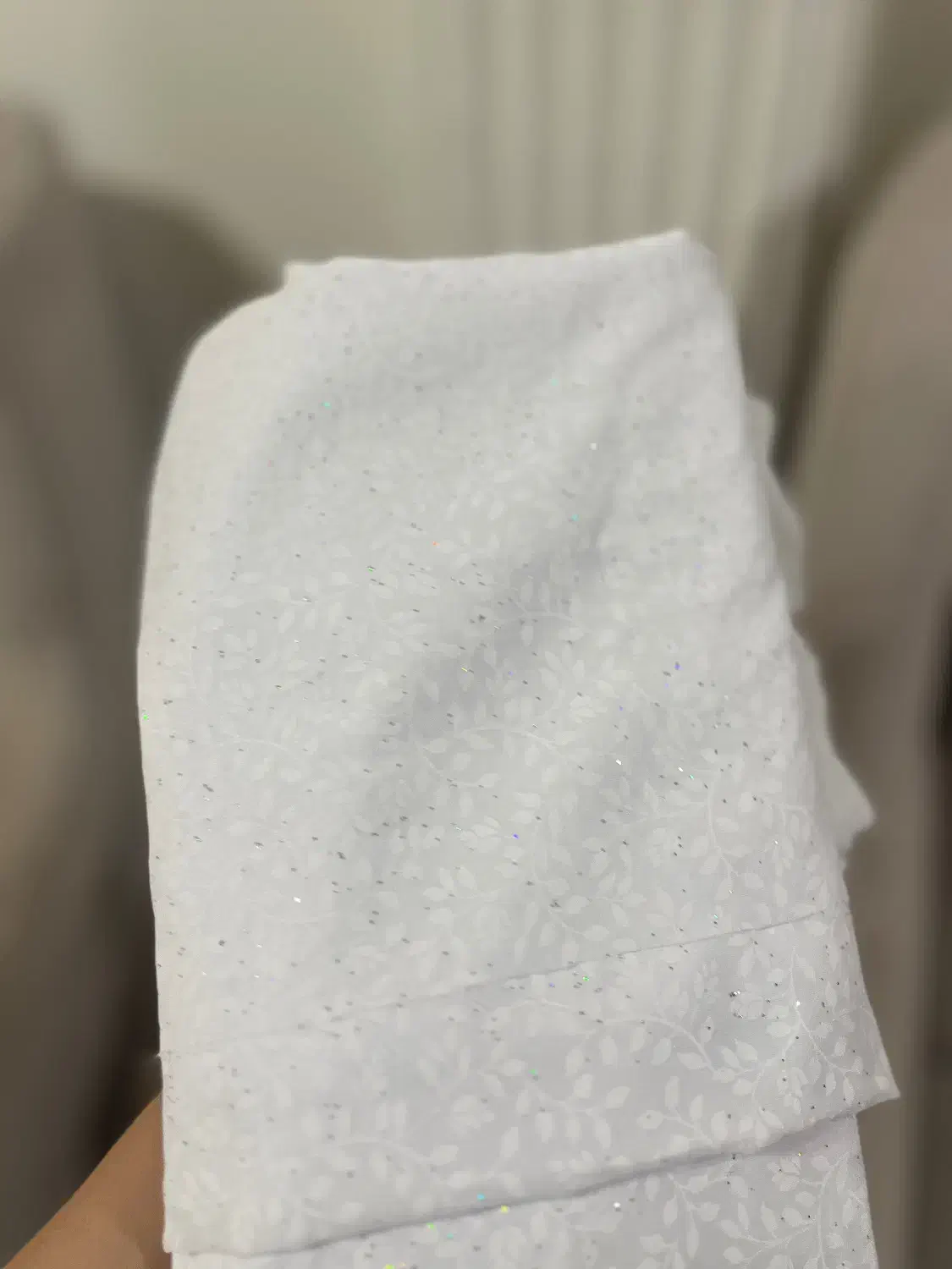 چادر عقد|لباس|رشت, آزادگان|دیوار