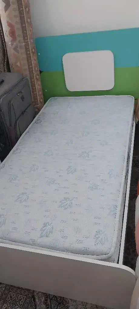 سرویس کامل تخت بچگانه|تخت و صندلی بچه|رشت, رودبارتان|دیوار