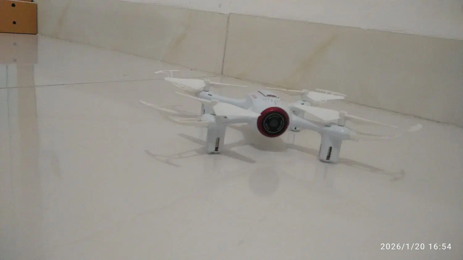 کوادکوپتر sayma|اسباب‌بازی بچه|دهگلان, |دیوار