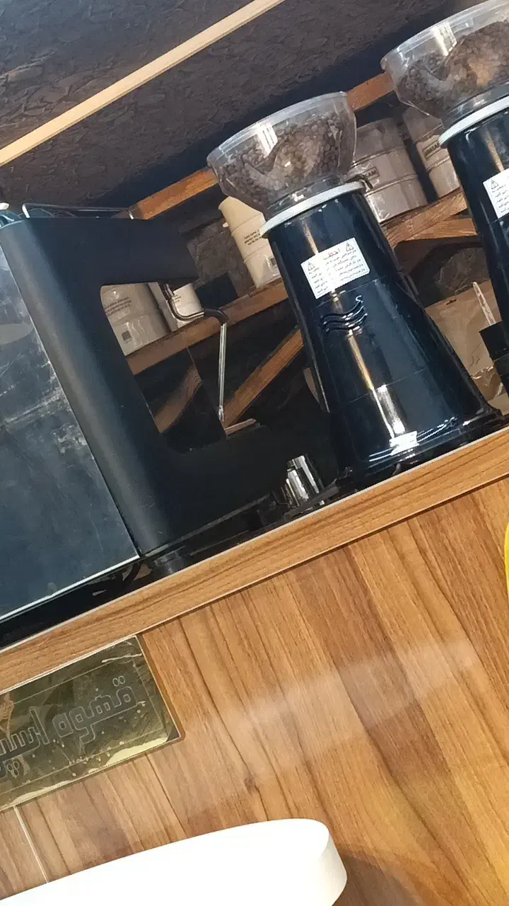 باریستا|استخدام خدمات فروشگاه و رستوران|بهارستان, |دیوار