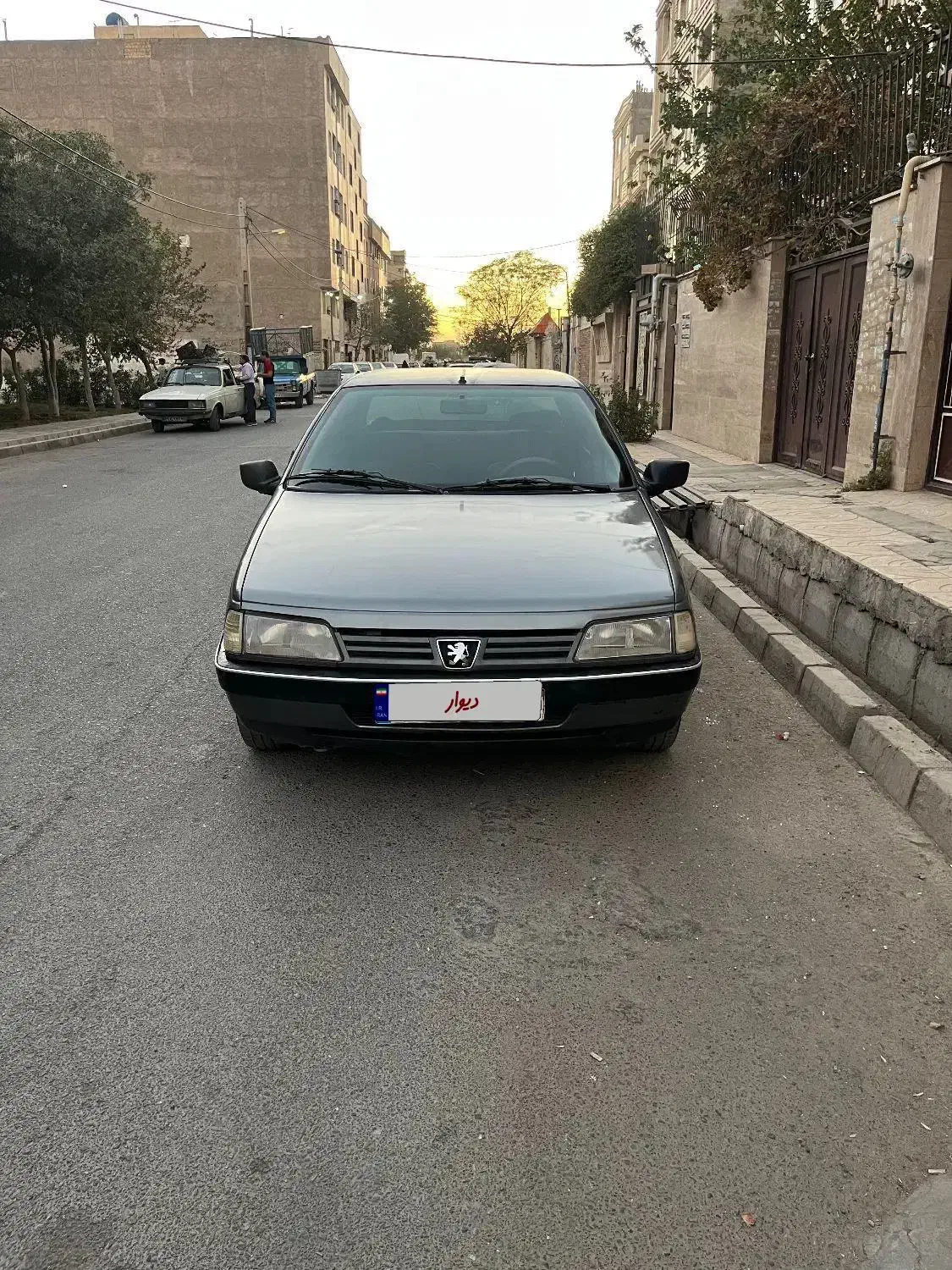 پژو ۴۰۵ مدل ۹۳ کم کارکرد|خودرو سواری و وانت|بهارستان, |دیوار