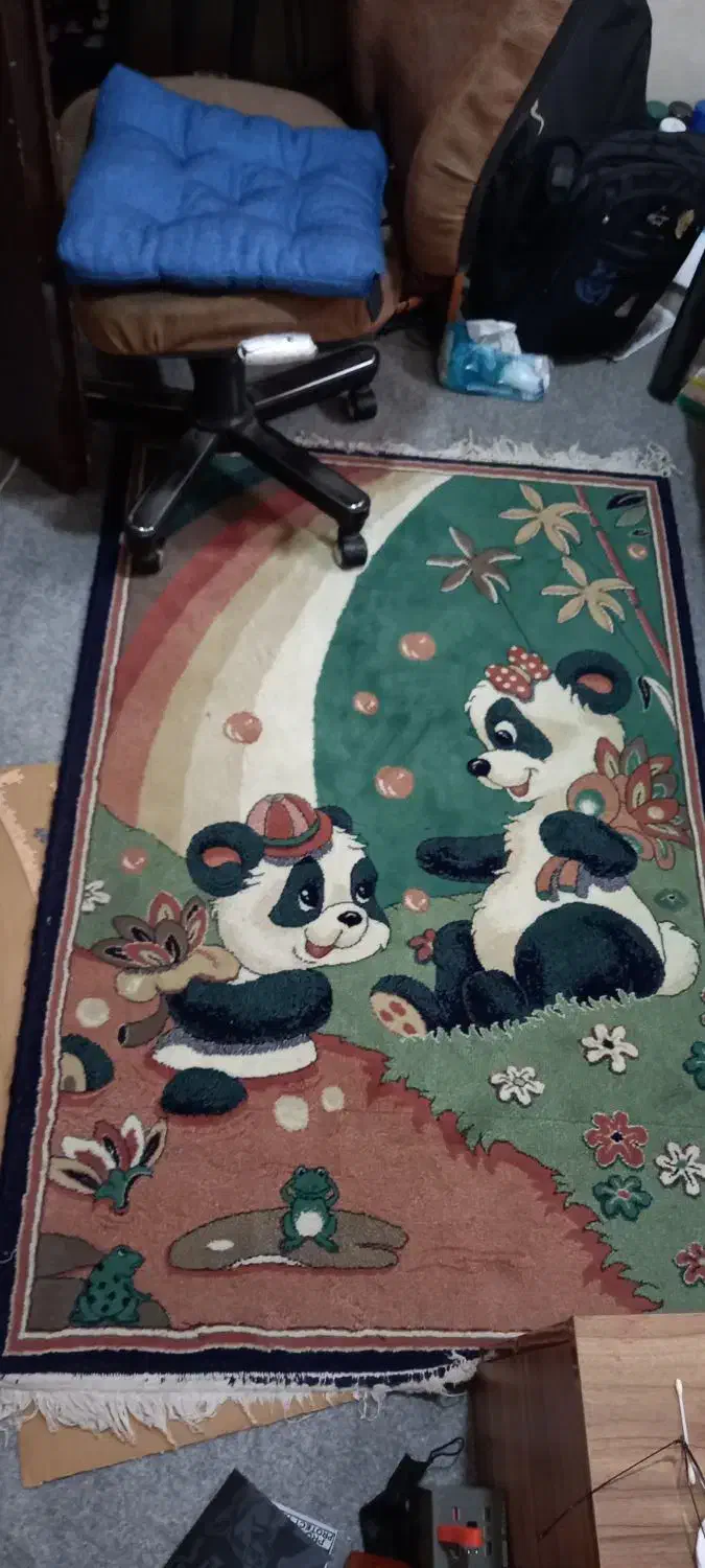 فرش ۱ و نیم متری|فرش|شاهین‌شهر, عطار|دیوار