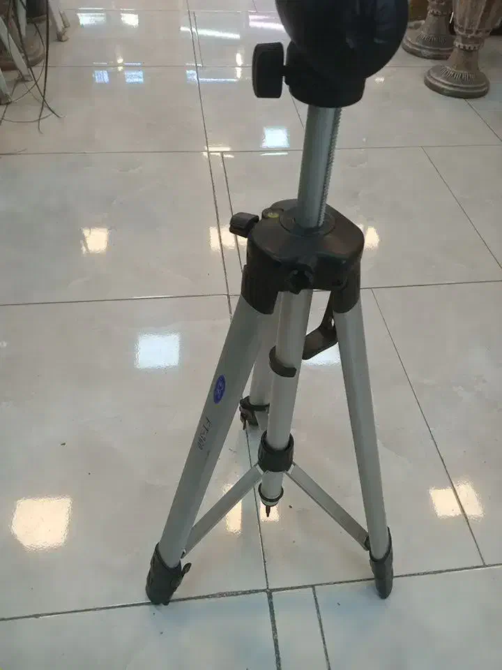 سه پایه دوربین حرفه ای|دوربین عکاسی و فیلم‌برداری|پردیس, فاز ۳|دیوار