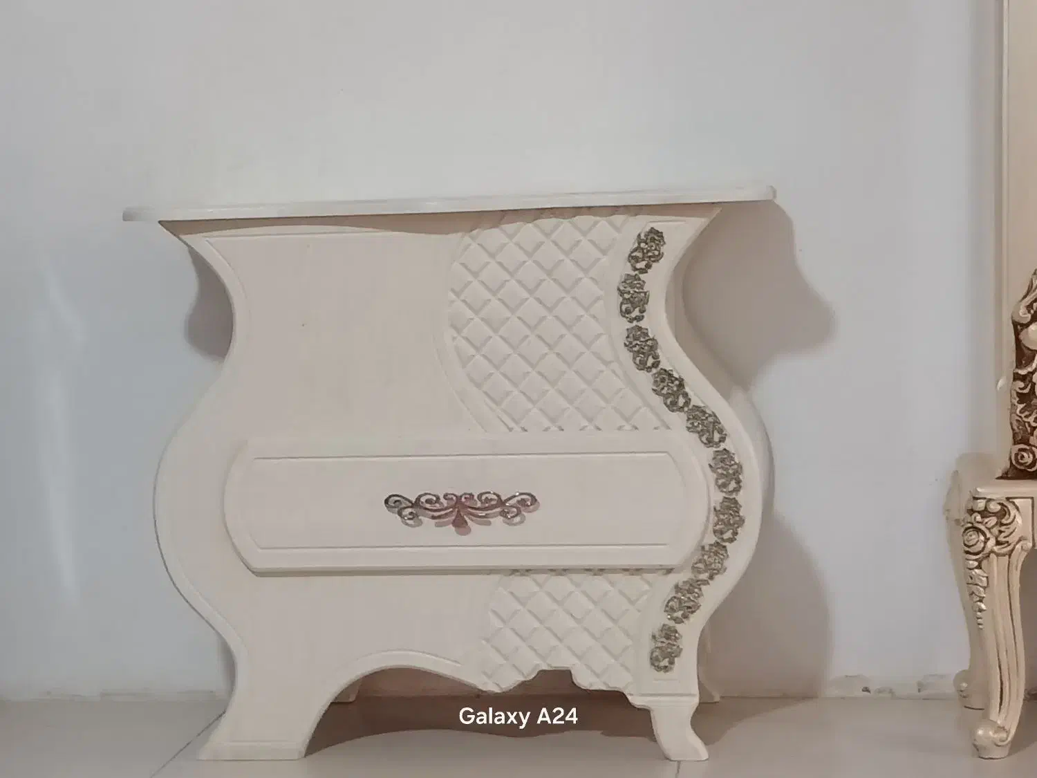 ساعت ایستاده و میز آرایش و بوفه|مبلمان خانگی و میز عسلی|الوند, |دیوار