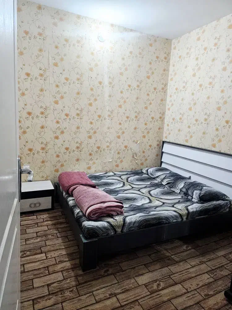 واحد دوخواب مبله پیش حرم|اجارهٔ کوتاهمدت آپارتمان و سوئیت|مشهد, عنصری|دیوار